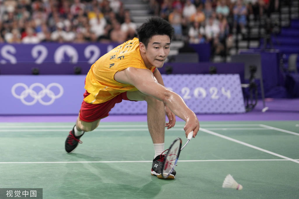 多名年轻球 多名年轻球