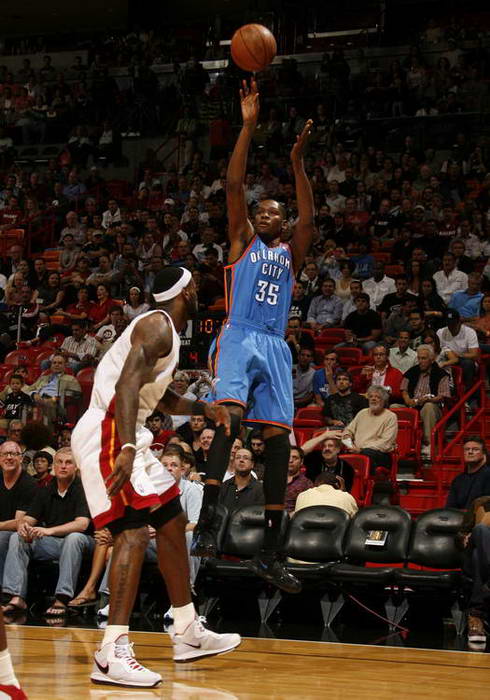 势连到大龙 势连到大龙