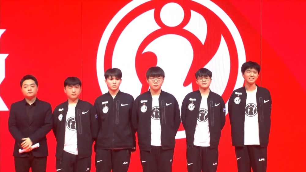 缺乏纵深打