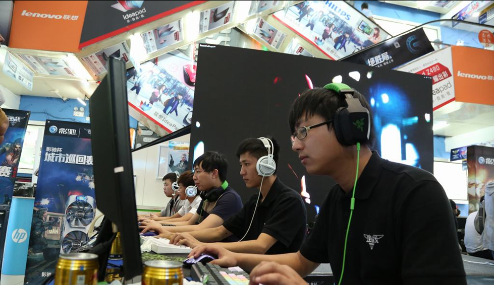 张与多向进 张与多向进